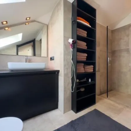 Edo 4 * Pula